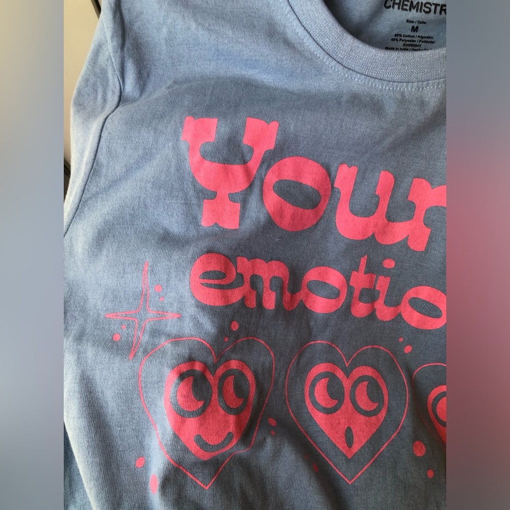 Emotions NWOT t-shirt 💖😃 - Picture 2 of 5